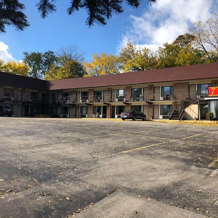 7 Days Inn Niagara Falls ナイアガラ・フォールズ エクステリア 写真