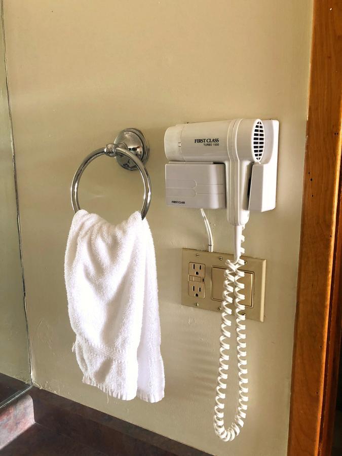 7 Days Inn Niagara Falls ナイアガラ・フォールズ 部屋 写真